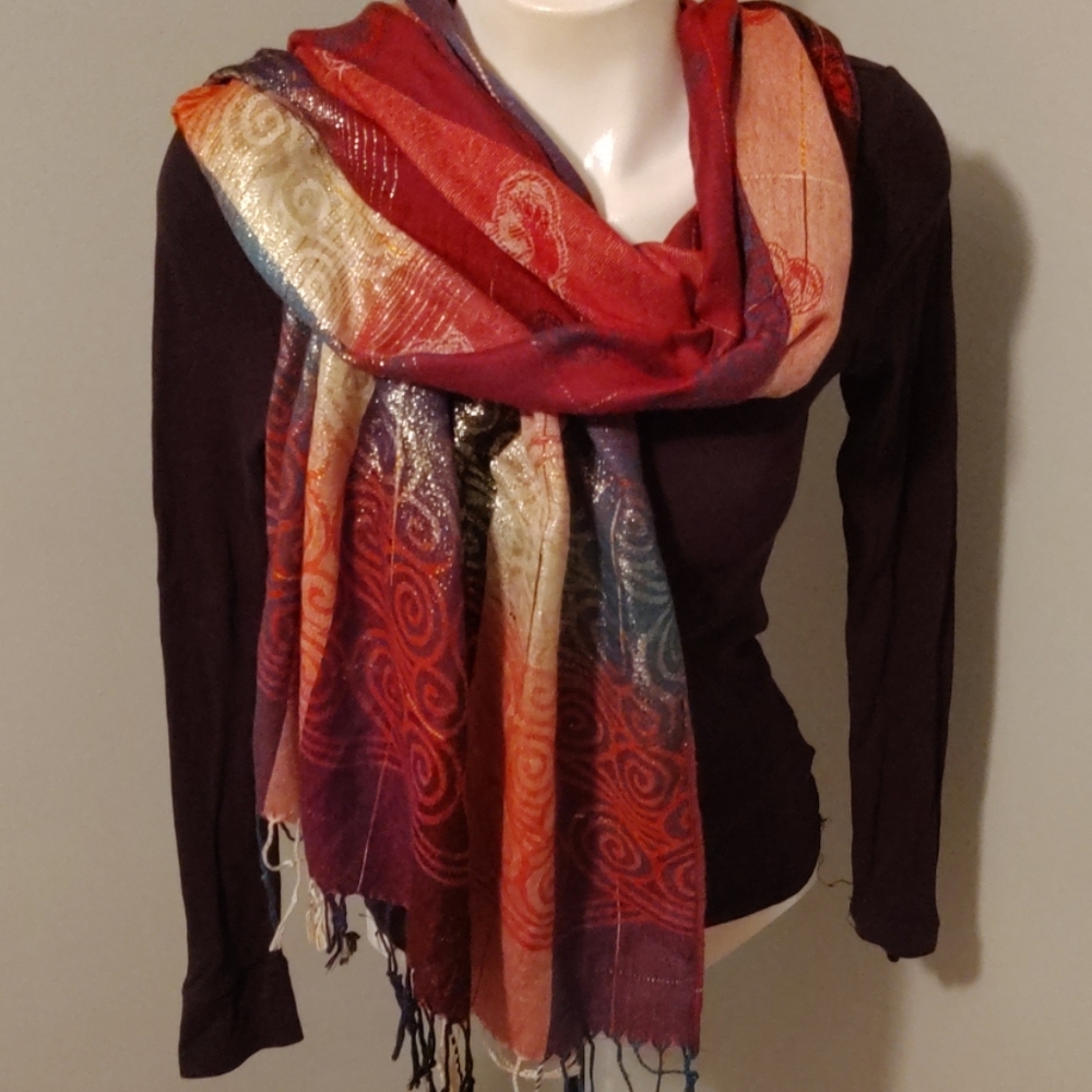 Shimmer swirl scarf